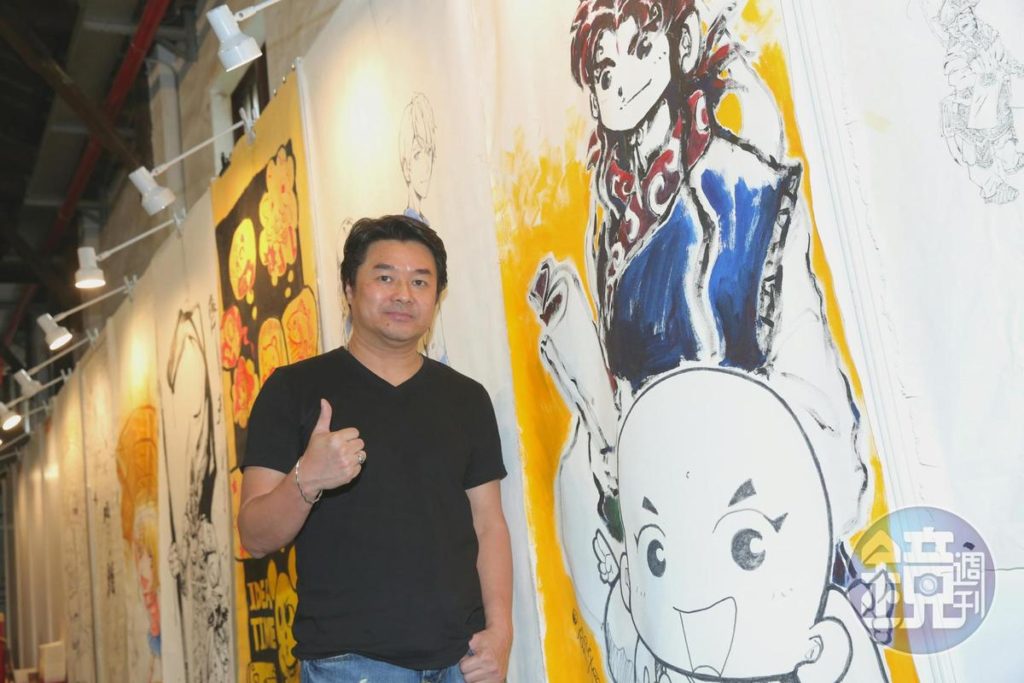 Lai Yu-hsien, chairman of the Taipei Comic Artists Labor Union, speaking about the festival